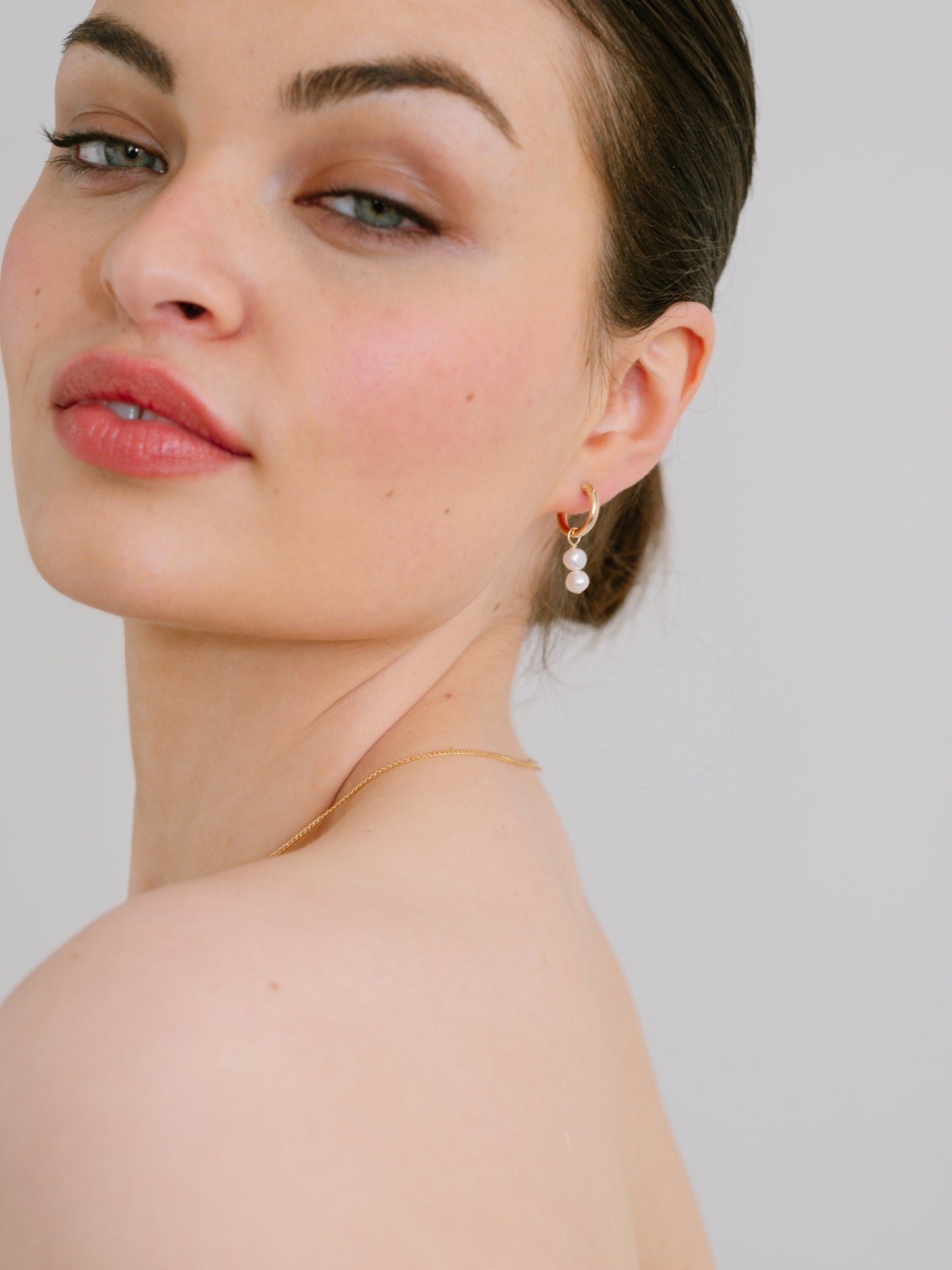 Bonnie pearl hoop earrings