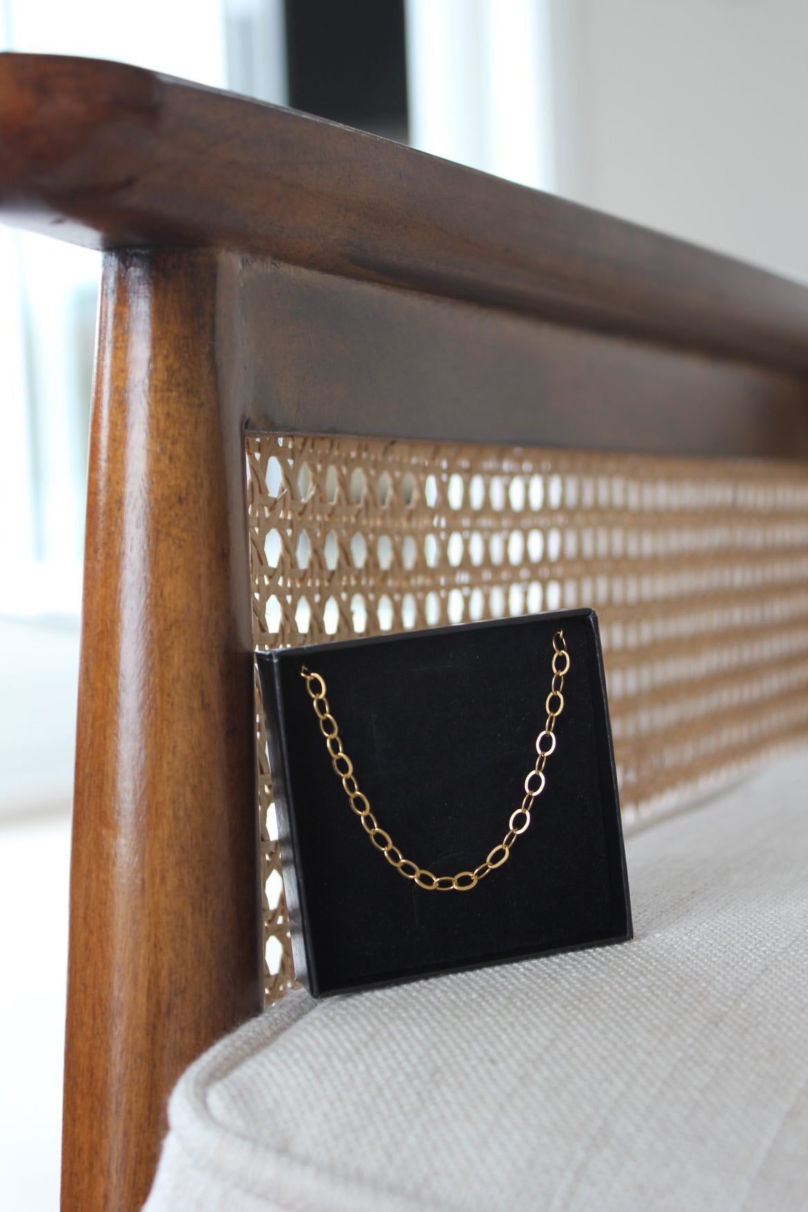 Delicate chain bracelet
