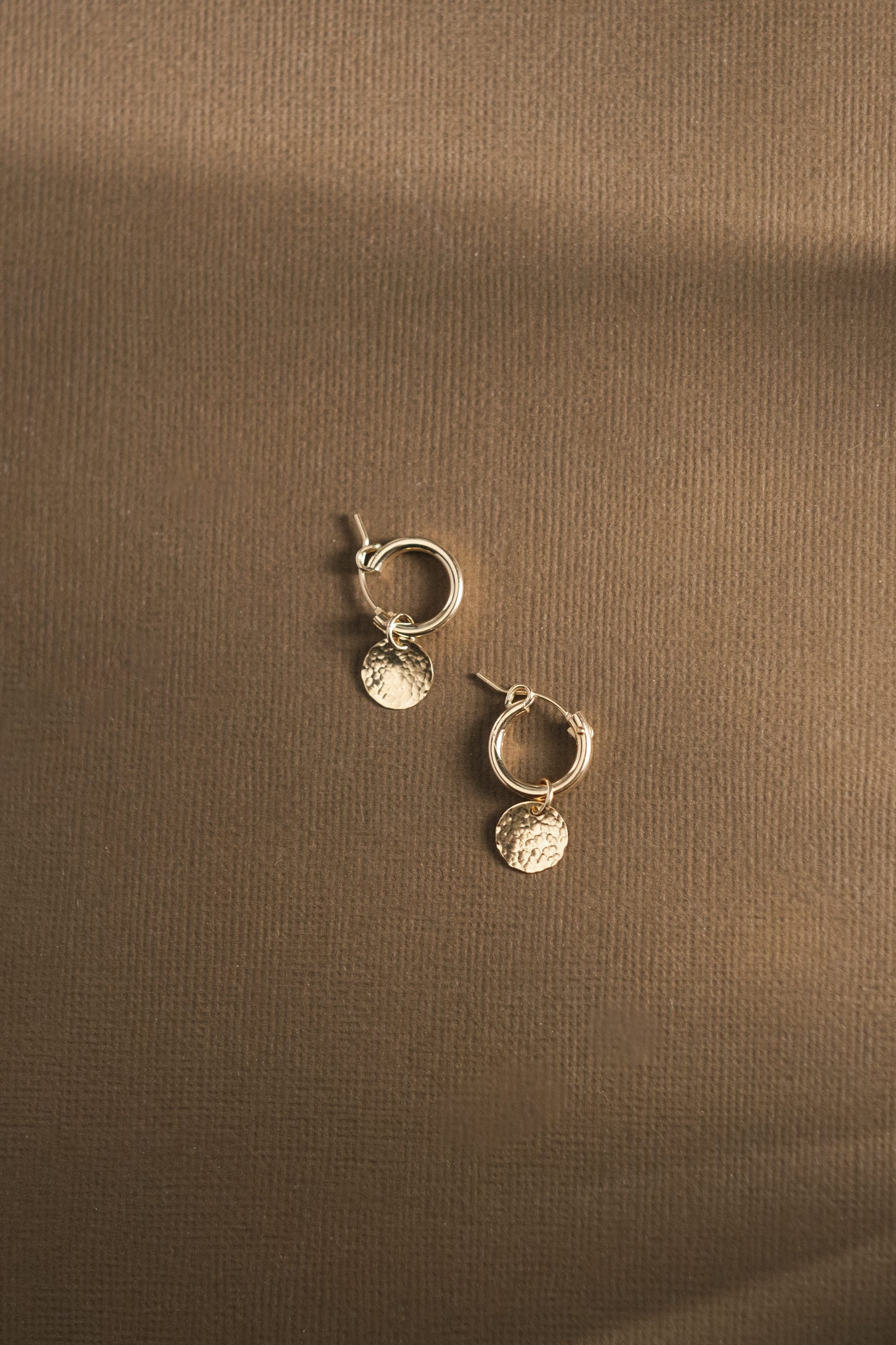 Ivy textured hoop earrings