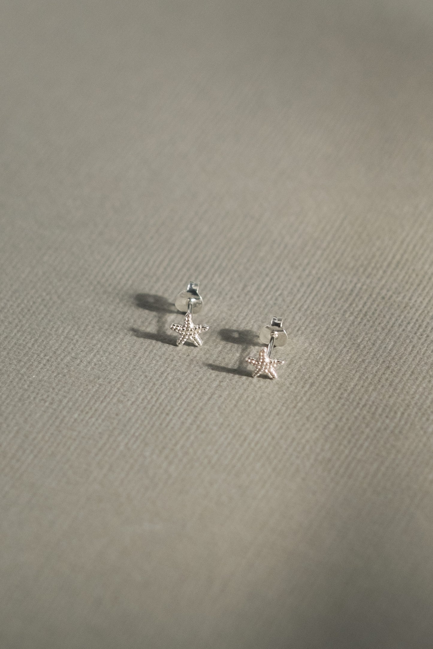 Starfish stud earrings