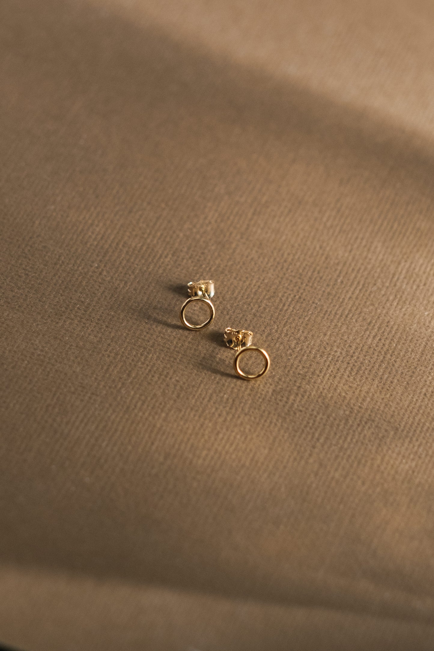 Goldie stud earrings