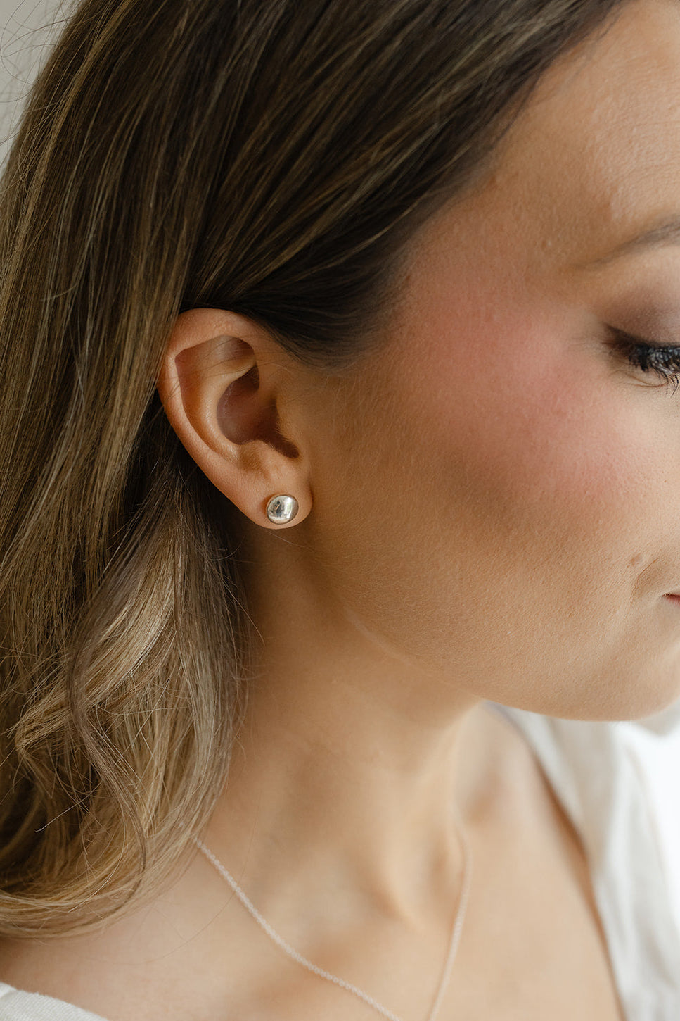 Kaisha button stud earring