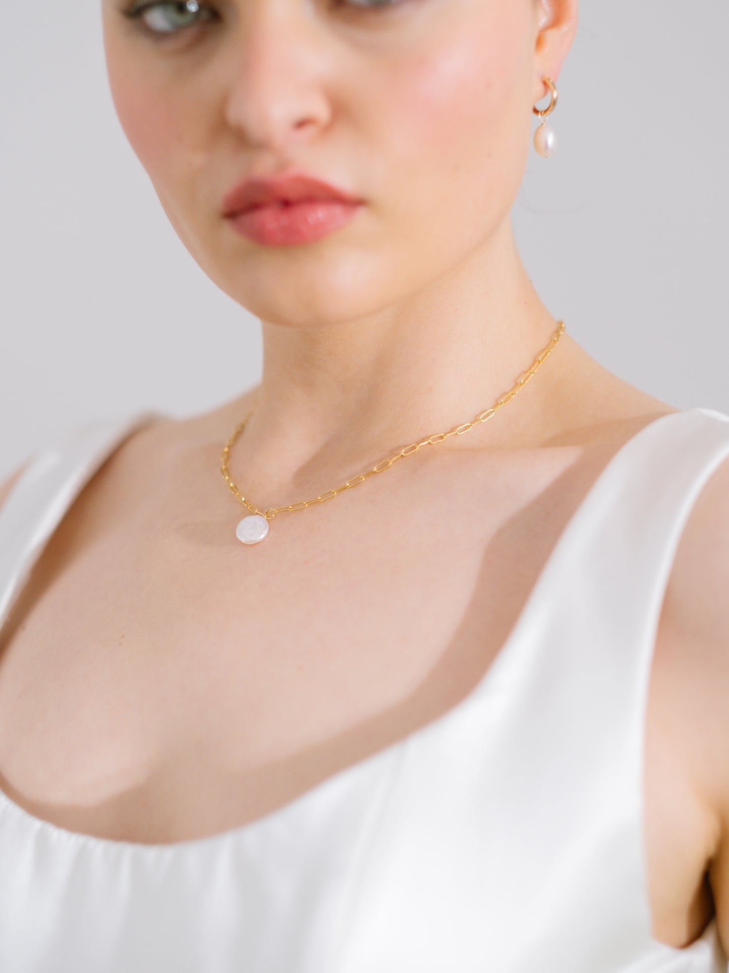 Pearl coin necklace