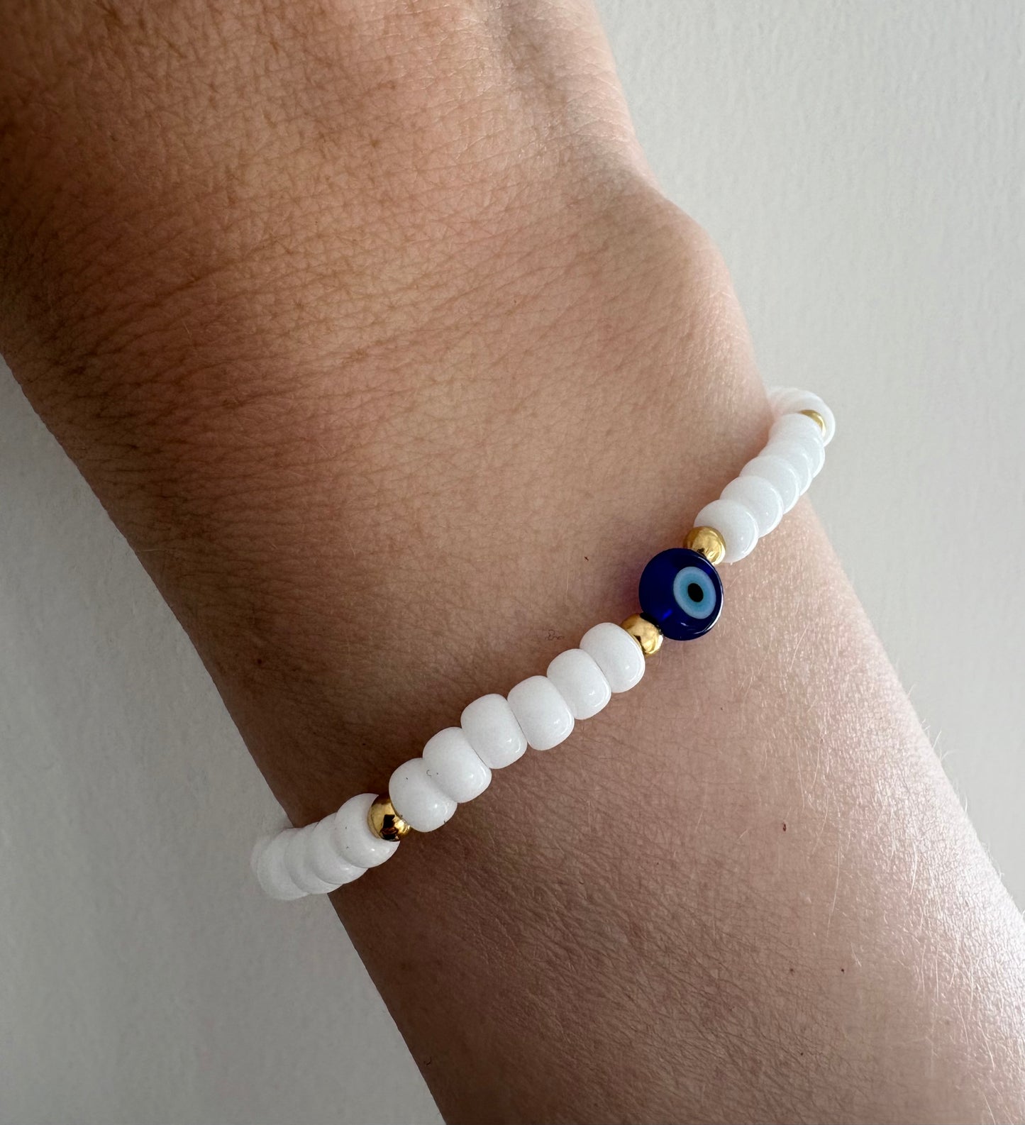 Evil eye bead bracelet