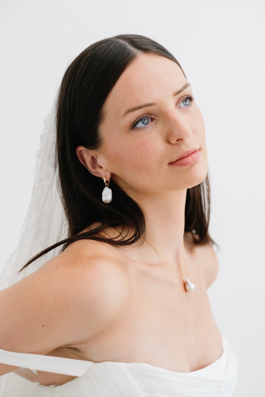 Baroque pearl hoop earrings