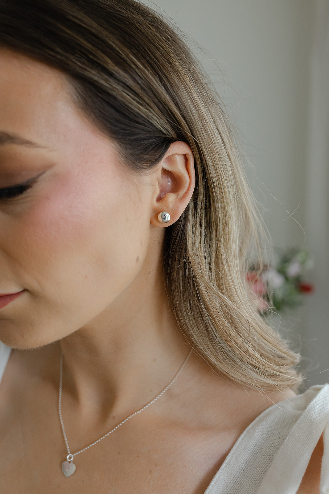 Kaisha button stud earring
