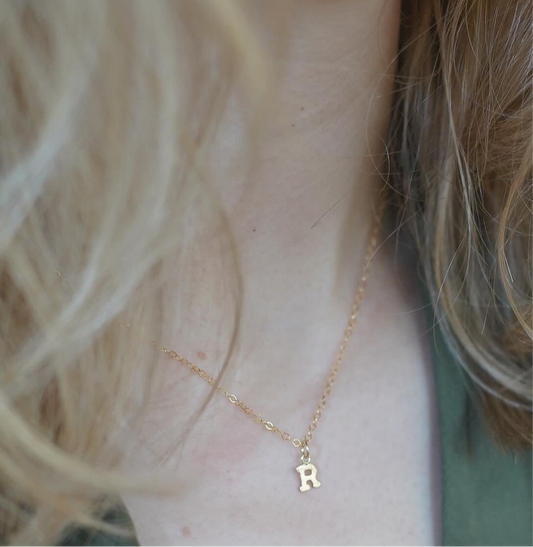 Dainty Initial necklace