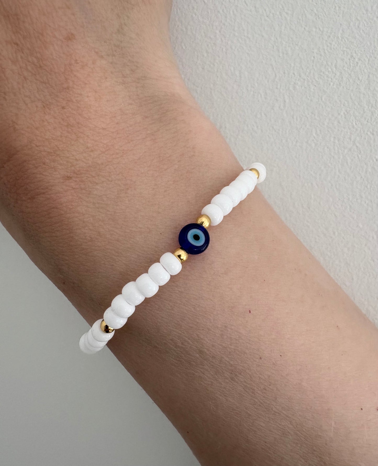 Evil eye bead bracelet