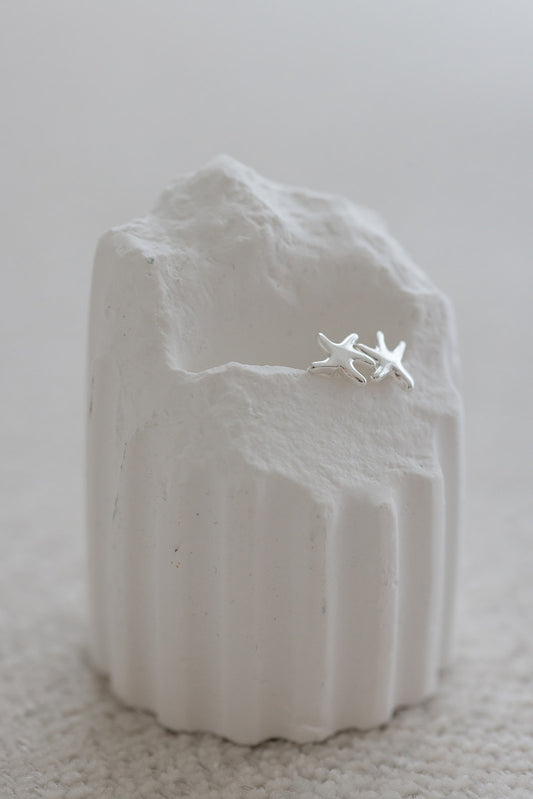 Starfish stud earrings